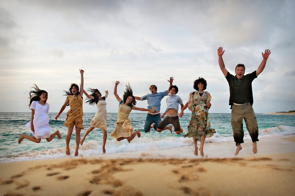 Family-Jumping-for-Joy